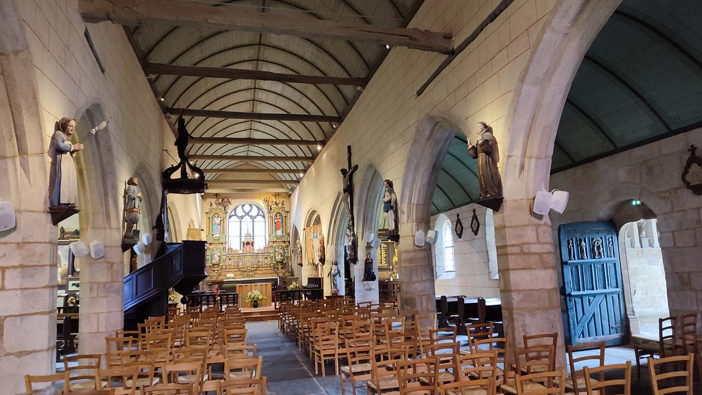 À l’intérieur de l'église totalement rénovée.
