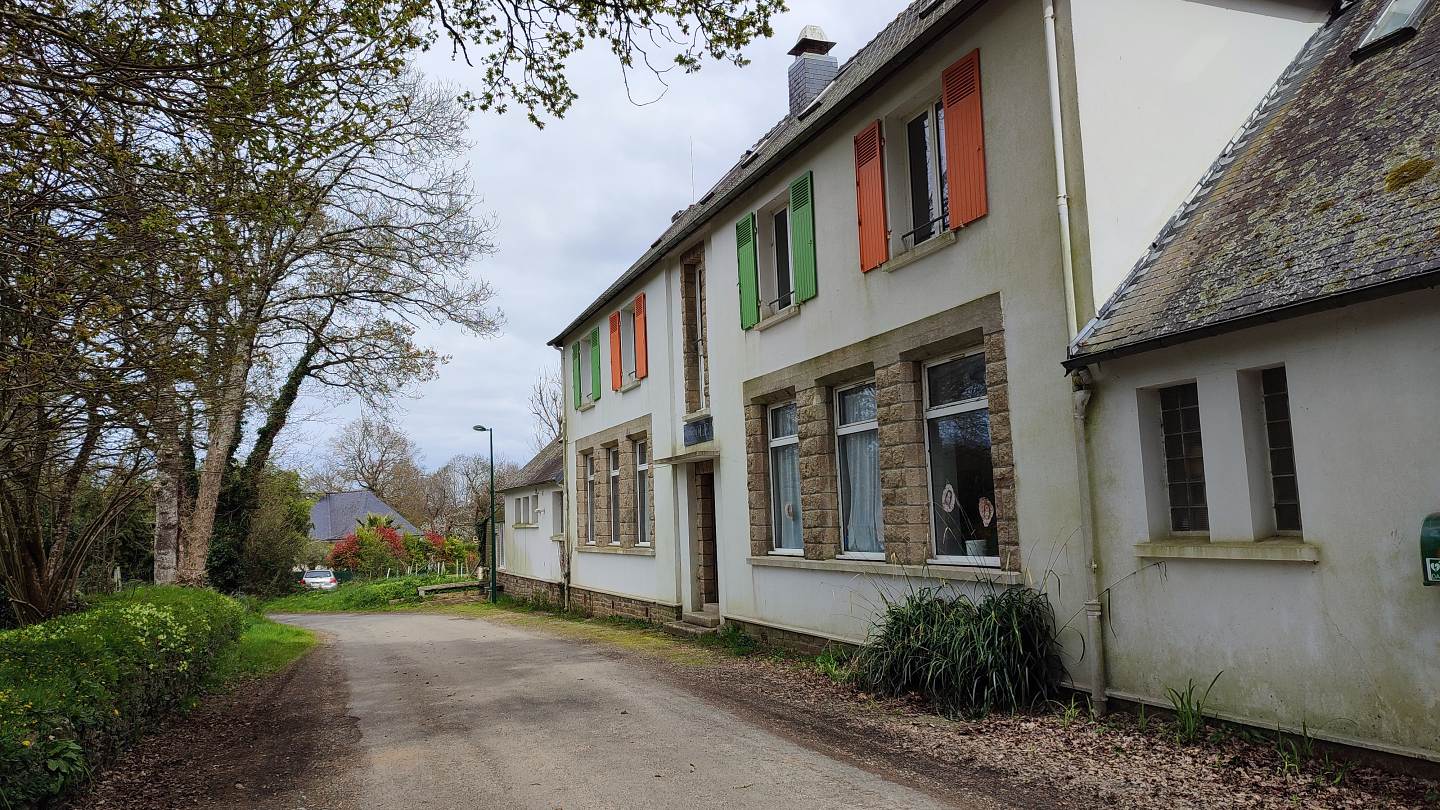 L'ancienne école publique du hameau | Pont Ménou