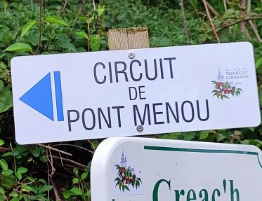 Boucle de promenade balisée autour du village de Pont Menou – Plouégat-Guérand